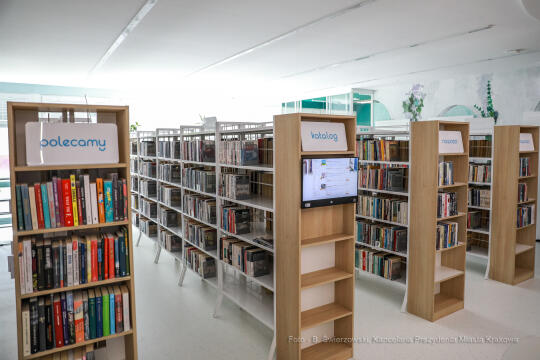 bs_220509_2963.jpg-Biblioteka, otwarcie, Olesiak, Komarewicz