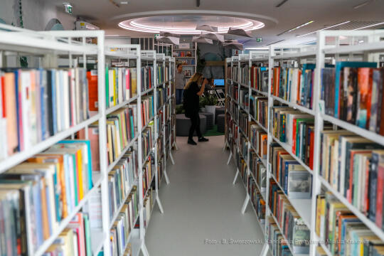 bs_220509_2968.jpg-Biblioteka, otwarcie, Olesiak, Komarewicz