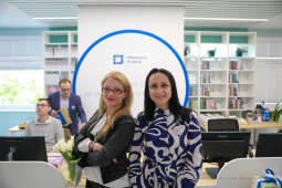 bs_220509_3036.jpg-Biblioteka, otwarcie, Olesiak, Komarewicz