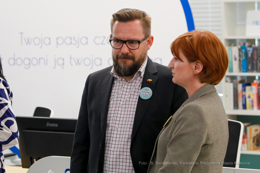 bs_220509_3057.jpg-Biblioteka, otwarcie, Olesiak, Komarewicz  Autor: B. Świerzowski