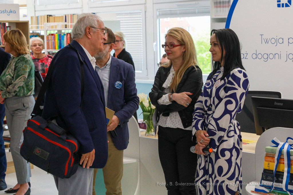 bs_220509_3066.jpg-Biblioteka, otwarcie, Olesiak, Komarewicz  Autor: B. Świerzowski