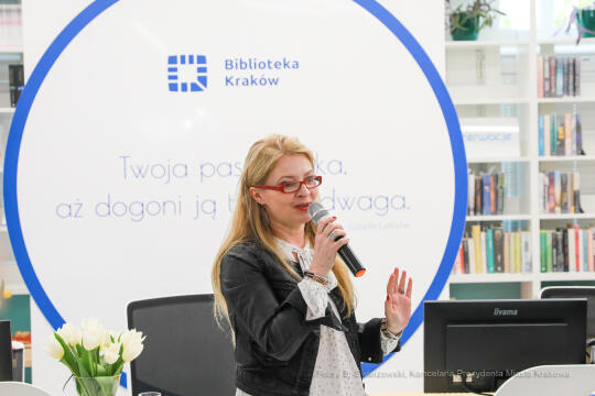 bs_220509_3113.jpg-Biblioteka, otwarcie, Olesiak, Komarewicz