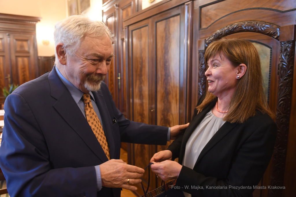 1717jpg.jpg-powstanie placówki opiekuńczo- wychowawczej dla sierot wojennych z Ukrainy  Autor: W. Majka