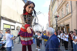 077jpg.jpg-spotkanie z Little Amal, w ramach międzynarodowej inicjatywy kulturalno-charytatywnej