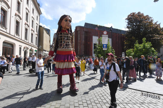 1111jpg.jpg-spotkanie z Little Amal, w ramach międzynarodowej inicjatywy kulturalno-charytatywnej