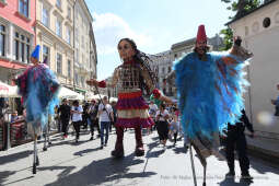 1515jpg.jpg-spotkanie z Little Amal, w ramach międzynarodowej inicjatywy kulturalno-charytatywnej