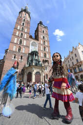 2828jpg.jpg-spotkanie z Little Amal, w ramach międzynarodowej inicjatywy kulturalno-charytatywnej