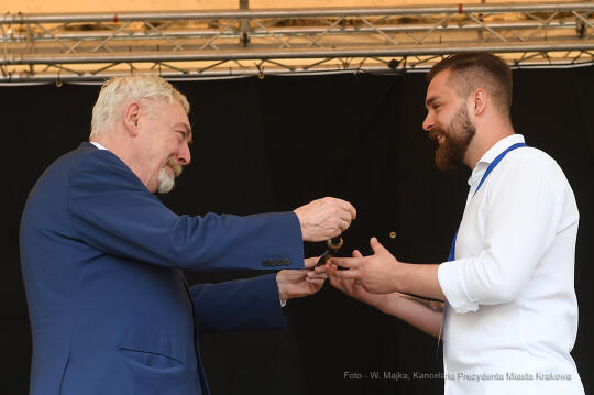 1818jpg.jpg-Juwenalia Krakowskie - Przekazanie Klucza do Bram Miasta