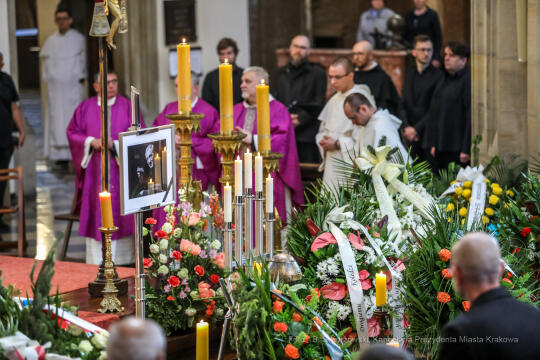 bs_220523_1946.jpg-Pogrzeb, Jerzy Trela, Leńcze, Majchrowski