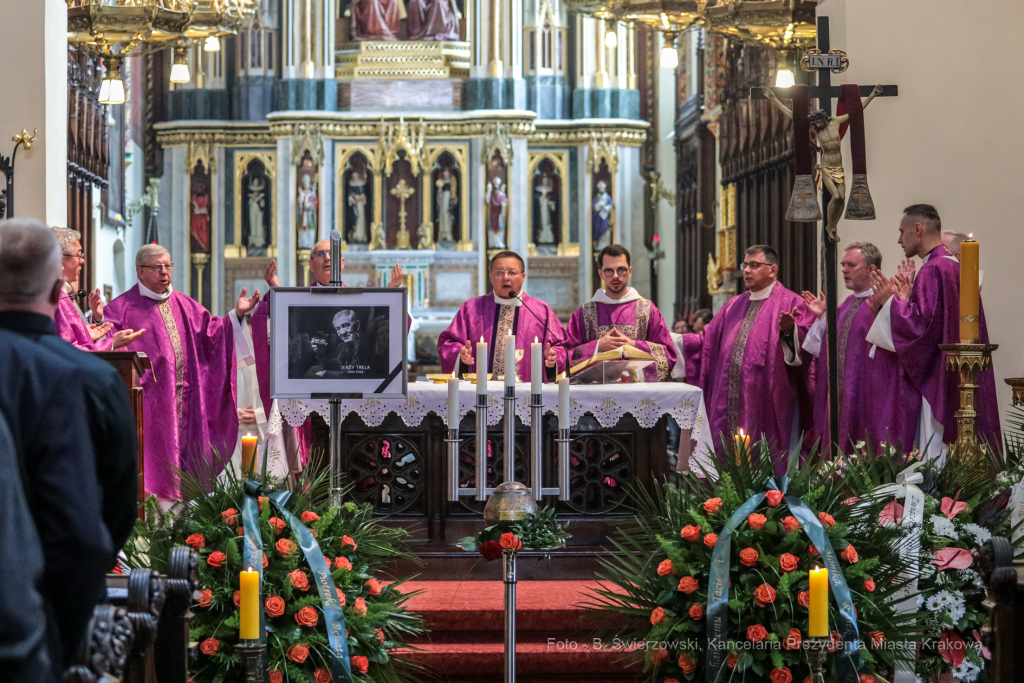 bs_220523_5963.jpg-Pogrzeb, Jerzy Trela, Leńcze, Majchrowski  Autor: B. Świerzowski