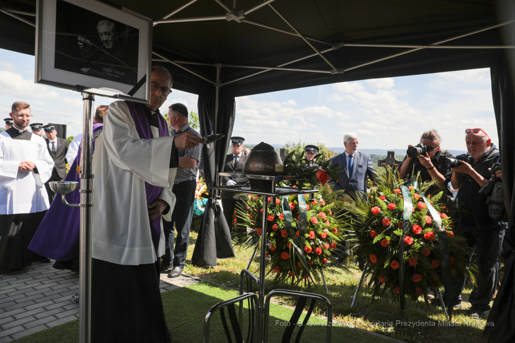bs_220523_6137.jpg-Pogrzeb, Jerzy Trela, Leńcze, Majchrowski  Autor: B. Świerzowski