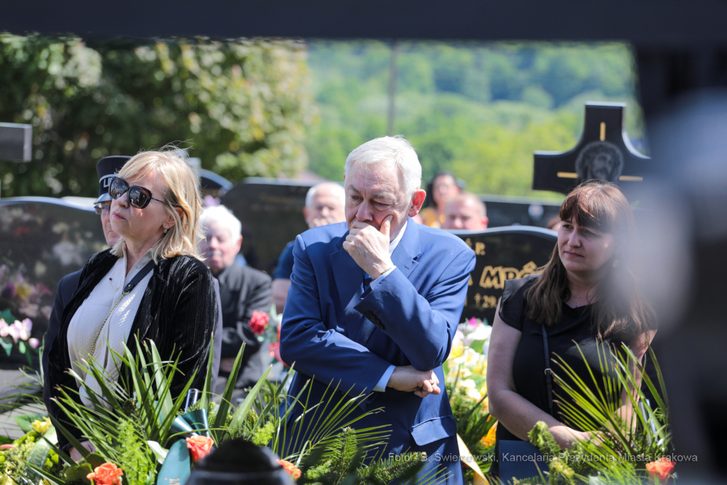 bs_220523_6177.jpg-Pogrzeb, Jerzy Trela, Leńcze, Majchrowski  Autor: B. Świerzowski