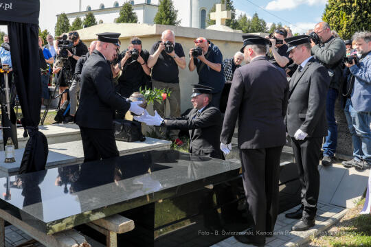 bs_220523_6233.jpg-Pogrzeb, Jerzy Trela, Leńcze, Majchrowski