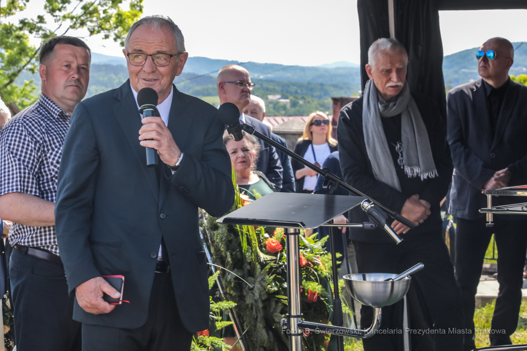 bs_220523_6251.jpg-Pogrzeb, Jerzy Trela, Leńcze, Majchrowski  Autor: B. Świerzowski