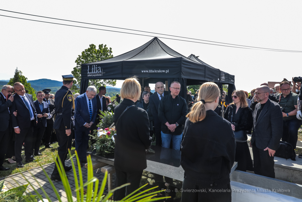 bs_220523_6276.jpg-Pogrzeb, Jerzy Trela, Leńcze, Majchrowski  Autor: B. Świerzowski