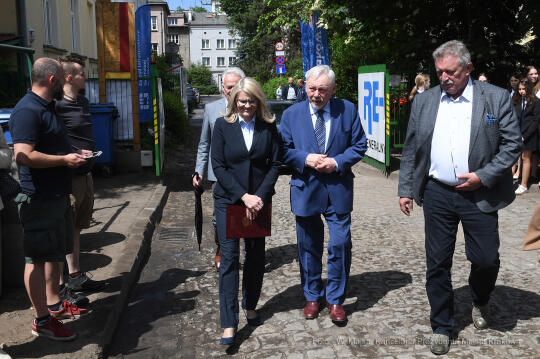 055jpg.jpg-hali sportowej przy IX Liceum