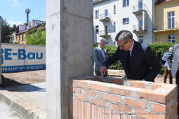 2222jpg.jpg-hali sportowej przy IX Liceum