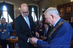 1616jpg.jpg-„Cracoviae Merenti”