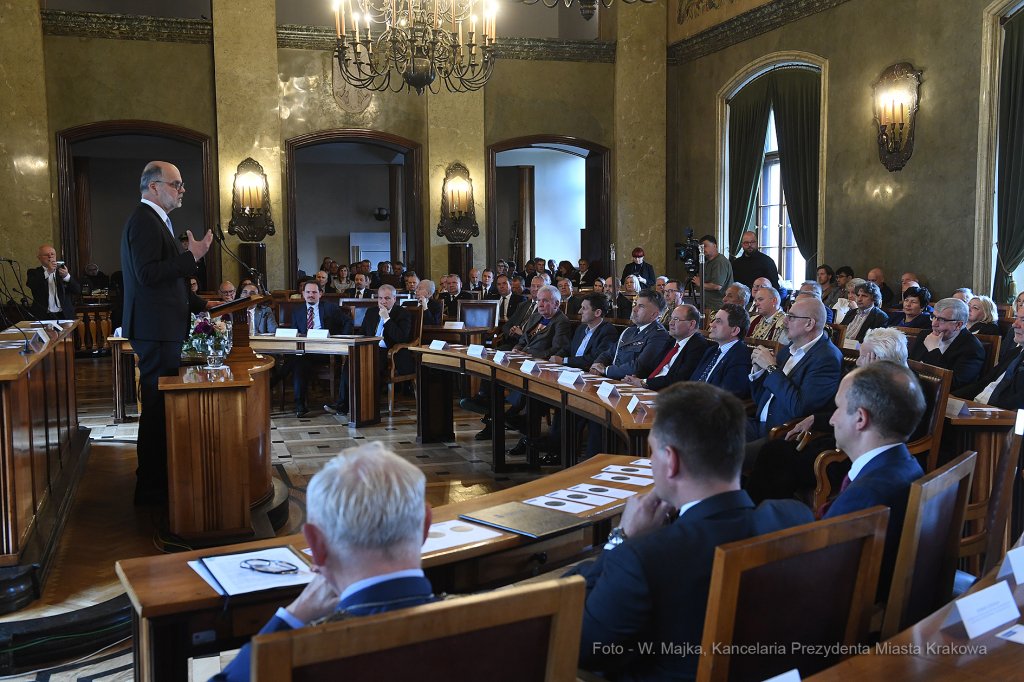 2121jpg.jpg-„Cracoviae Merenti”  Autor: W. Majka