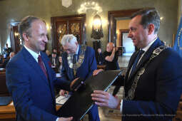 2525jpg.jpg-„Cracoviae Merenti”