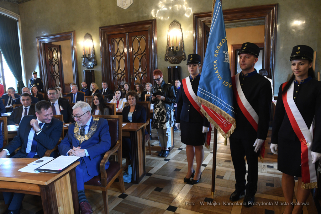 2929jpg.jpg-„Cracoviae Merenti”  Autor: W. Majka