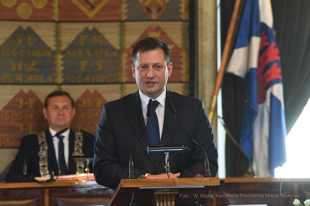 3333jpg.jpg-„Cracoviae Merenti”  Autor: W. Majka