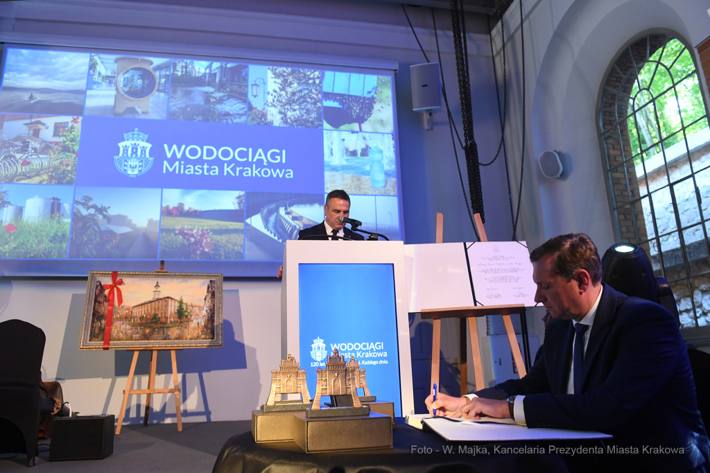 099jpg.jpg-MPWIK  Autor: W. Majka