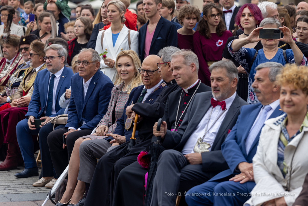 bs_220504_9422.jpg-Intronizacja, Król Kurkowy, Kraków, Majchrowski  Autor: B. Świerzowski