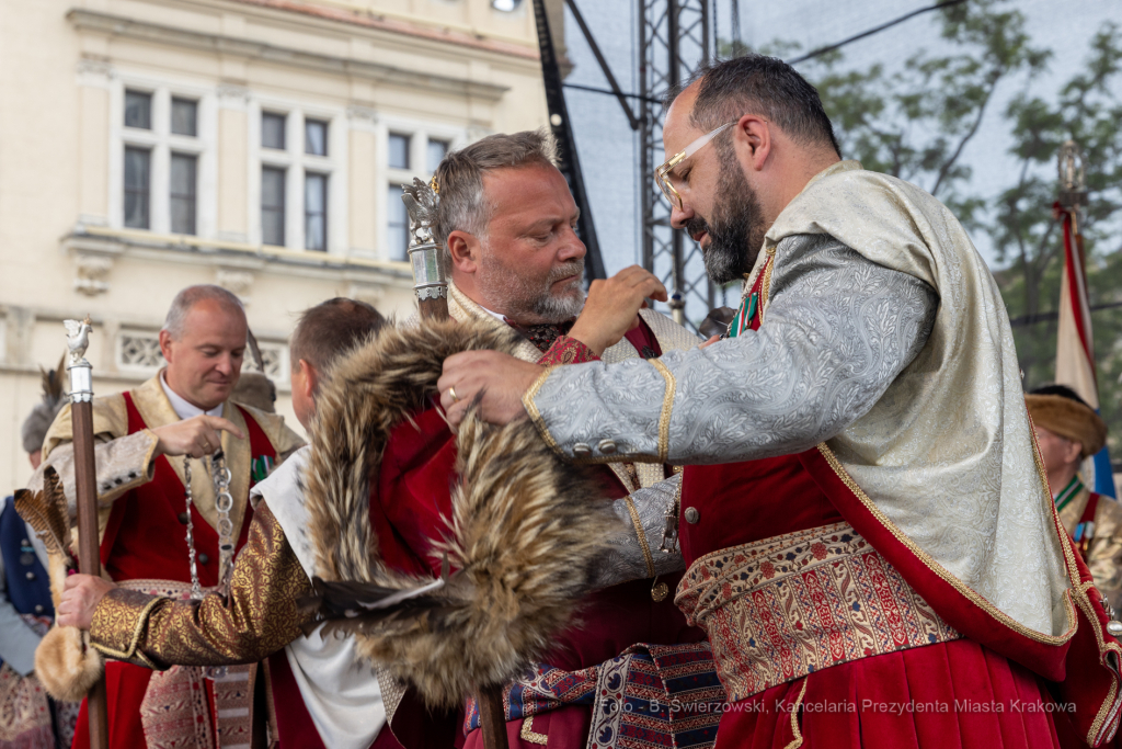 bs_220504_9528.jpg-Intronizacja, Król Kurkowy, Kraków, Majchrowski  Autor: B. Świerzowski