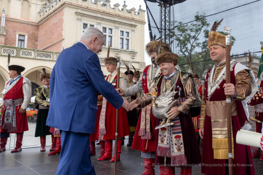 bs_220504_9539.jpg-Intronizacja, Król Kurkowy, Kraków, Majchrowski