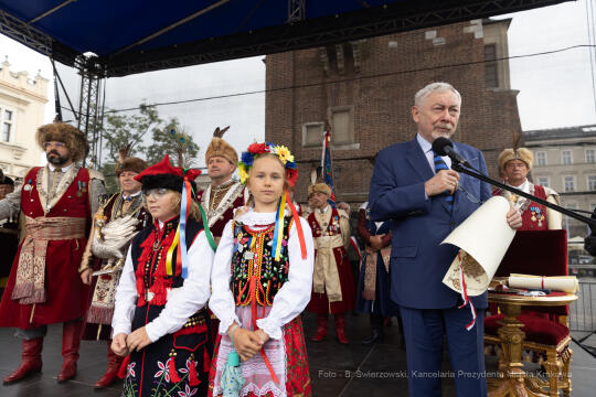 bs_220504_9555.jpg-Intronizacja, Król Kurkowy, Kraków, Majchrowski