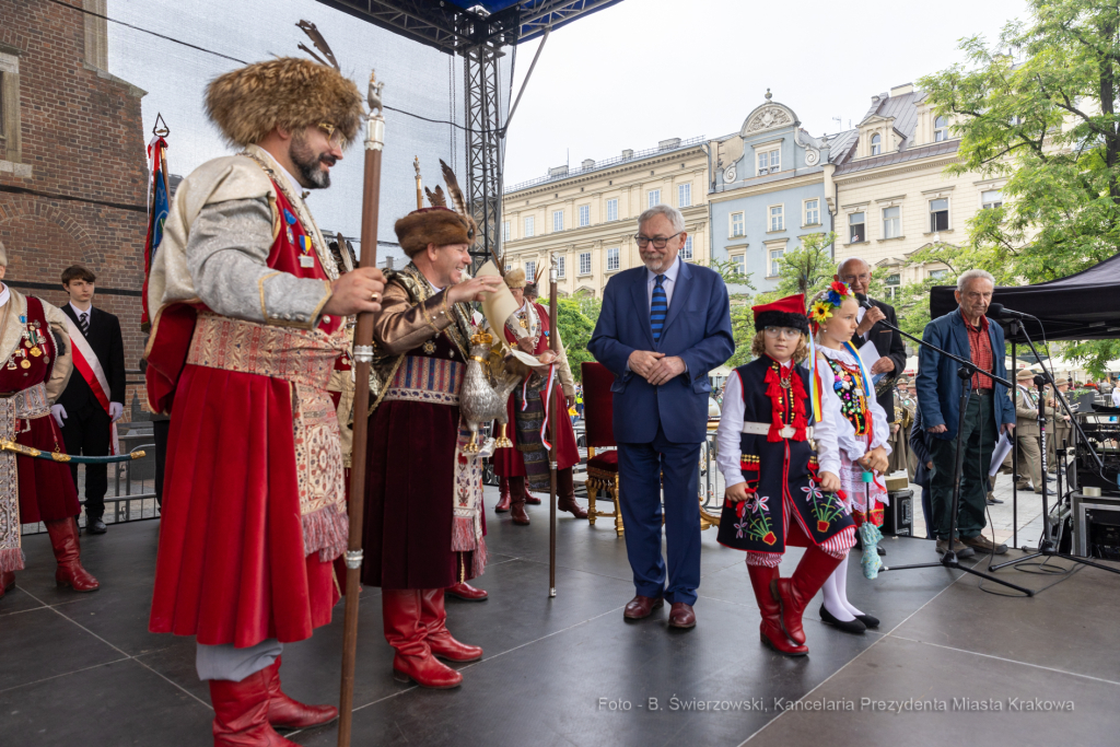 bs_220504_9579.jpg-Intronizacja, Król Kurkowy, Kraków, Majchrowski  Autor: B. Świerzowski