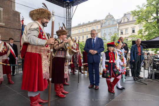 bs_220504_9579.jpg-Intronizacja, Król Kurkowy, Kraków, Majchrowski