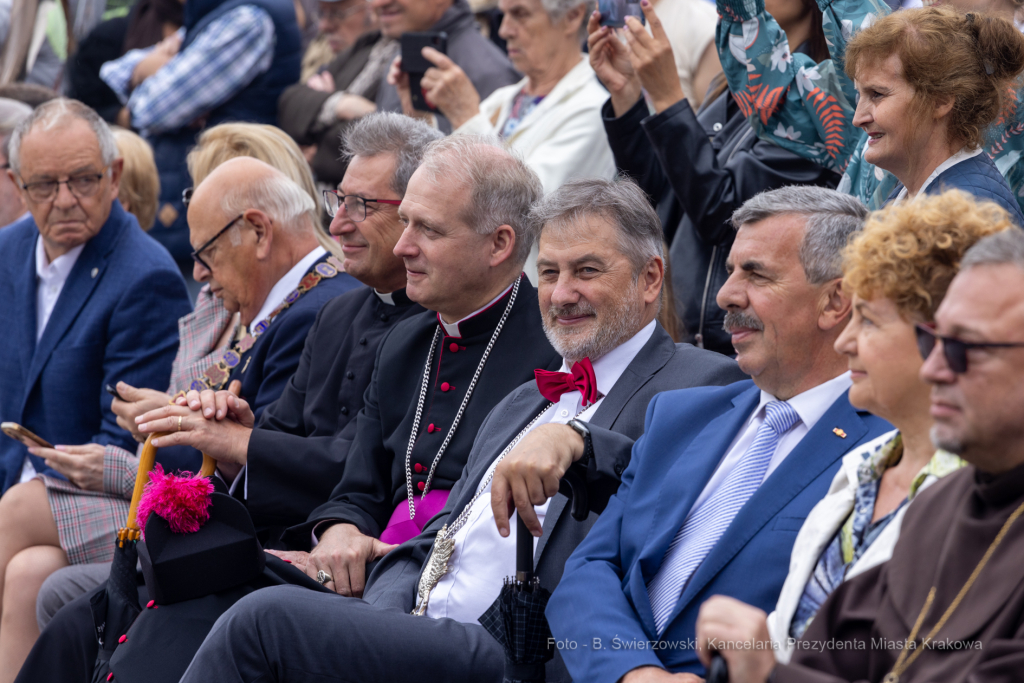 bs_220504_9661.jpg-Intronizacja, Król Kurkowy, Kraków, Majchrowski  Autor: B. Świerzowski