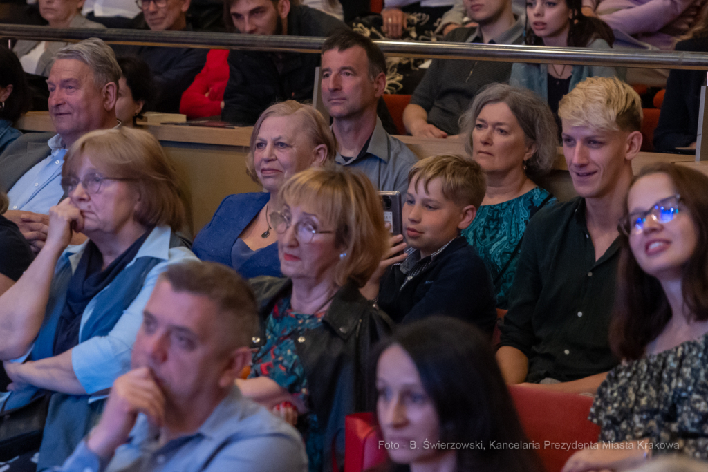 bs_220504_0227.jpg-Kasia Chlebny, Majchrowski, Bereś, Gala  Autor: B. Świerzowski