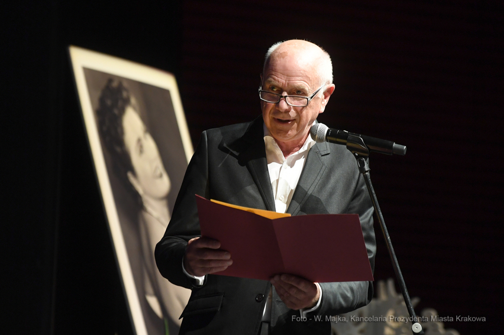 088jpg.jpg-Gala Jubileuszowa 70-lecia święceń kapłańskich księdza infułata Jerzego Bryły  Autor: W. Majka