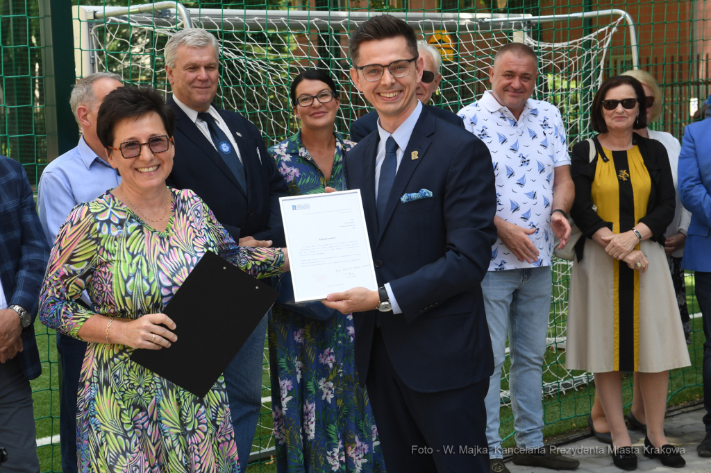 2222jpg.jpg-strefy sportowej przy Zespole Szkoły Rzemiosła i Przedsiębiorczo  Autor: W. Majka