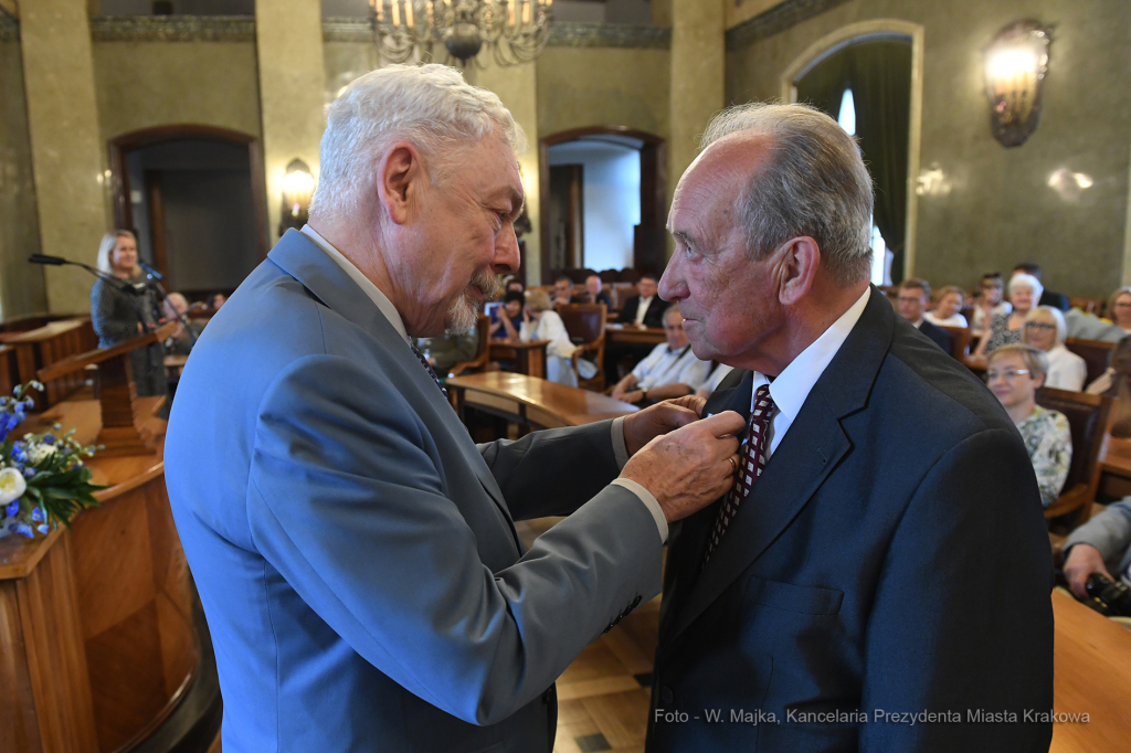 1010jpg.jpg-Uroczystość wręczenia odznak Honoris Gratia z okazji Święta Miasta  Autor: W. Majka