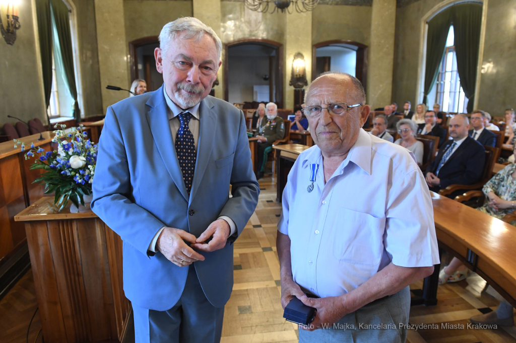 2929jpg.jpg-Uroczystość wręczenia odznak Honoris Gratia z okazji Święta Miasta  Autor: W. Majka