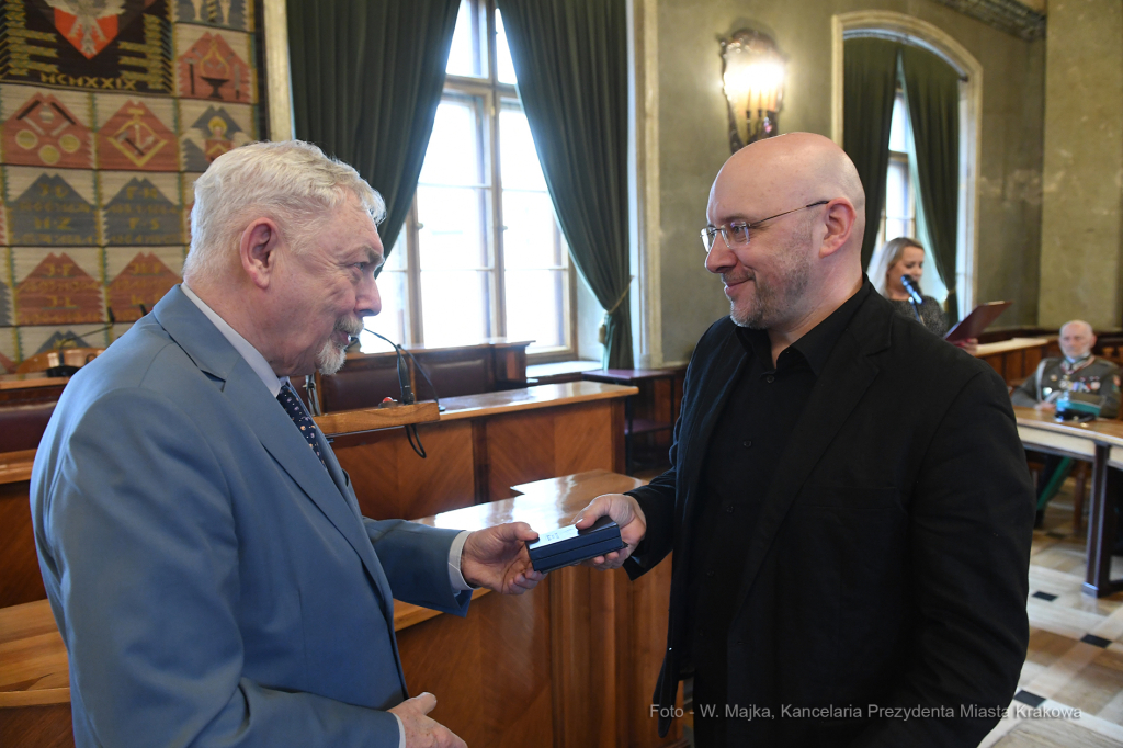 3030jpg.jpg-Uroczystość wręczenia odznak Honoris Gratia z okazji Święta Miasta  Autor: W. Majka