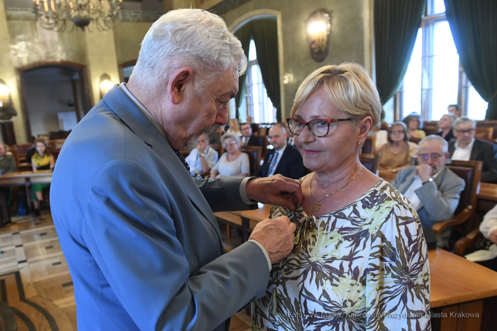 5858jpg.jpg-Uroczystość wręczenia odznak Honoris Gratia z okazji Święta Miasta  Autor: W. Majka