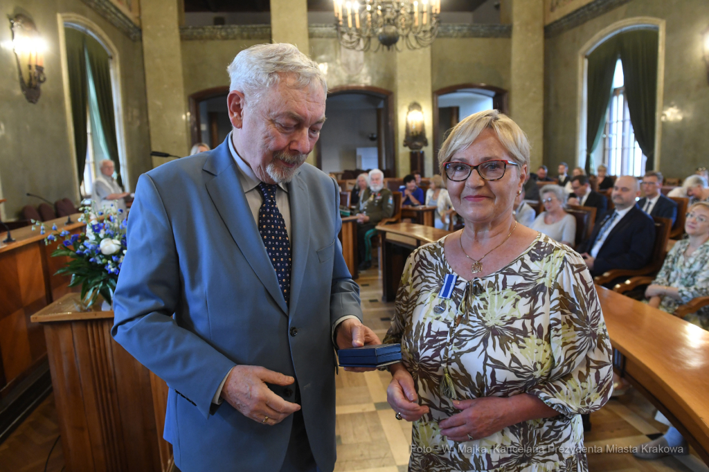 5959jpg.jpg-Uroczystość wręczenia odznak Honoris Gratia z okazji Święta Miasta  Autor: W. Majka