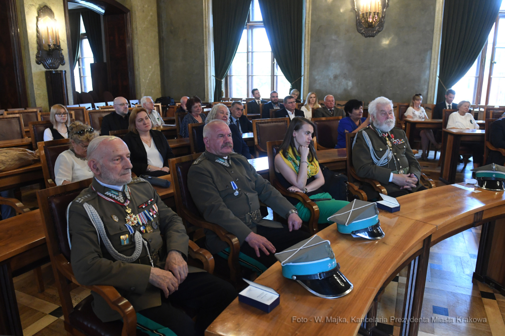 7171jpg.jpg-Uroczystość wręczenia odznak Honoris Gratia z okazji Święta Miasta  Autor: W. Majka