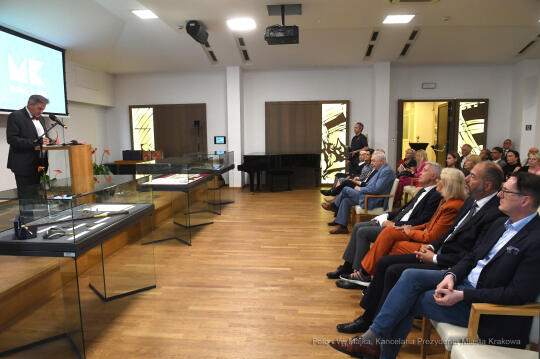 1010jpg.jpg-Pokaz nabytków związanych z honorowymi obywatelami Krakowa