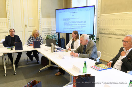 1111jpg.jpg-Posiedzenie Inauguracyjne Komisji Klimatu Związku Miast Polskich