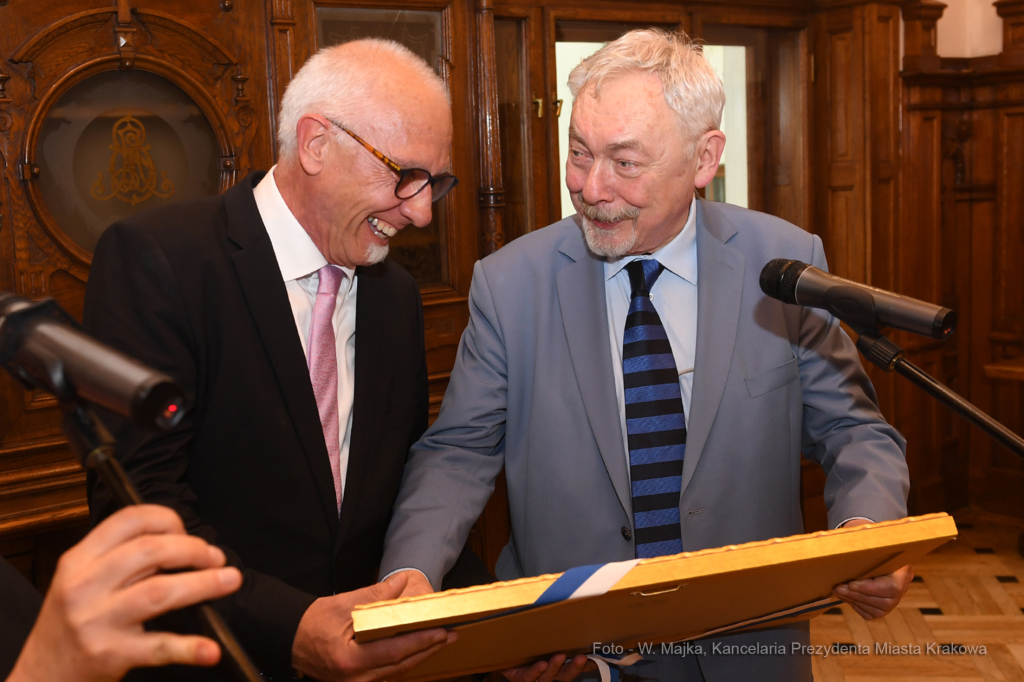 1010jpg.jpg-Spotkanie okolicznościowe z delegacją z Solury  Autor: W. Majka