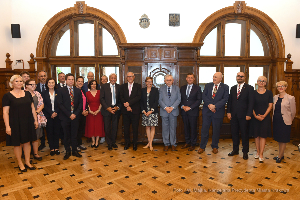 1212jpg.jpg-Spotkanie okolicznościowe z delegacją z Solury  Autor: W. Majka