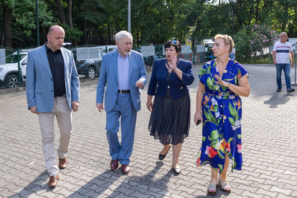 bs-czerwca 12, 2022-img_3603.jpg-Dni Prokocimia 2022, Majchrowski, Medale 