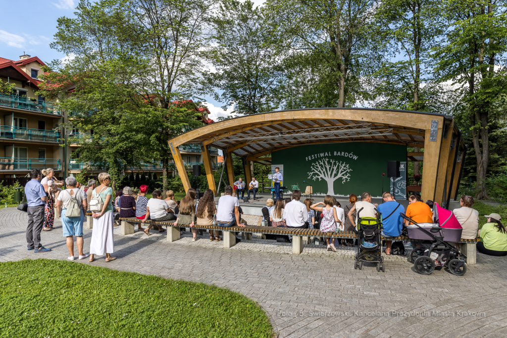 bs-czerwca 12, 2022-img_3612.jpg-Dni Prokocimia 2022, Majchrowski, Medale 