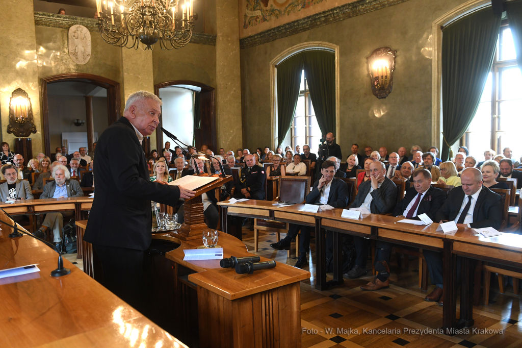 2424jpg.jpg-Andrzej Mleczko  Autor: W. Majka